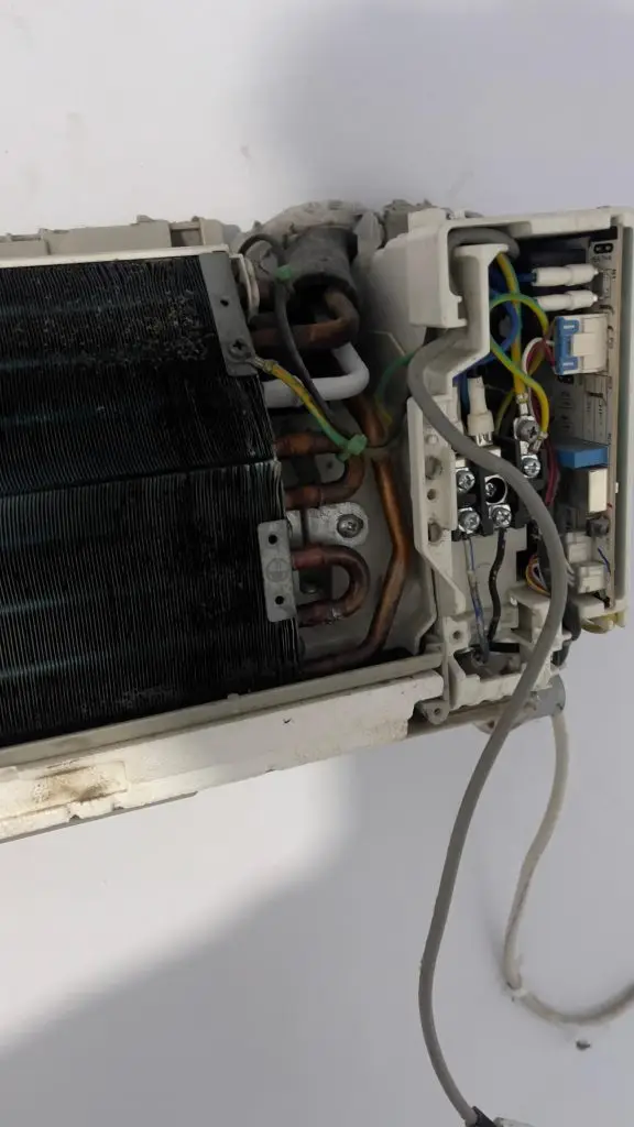 jasa cuci ac makassar