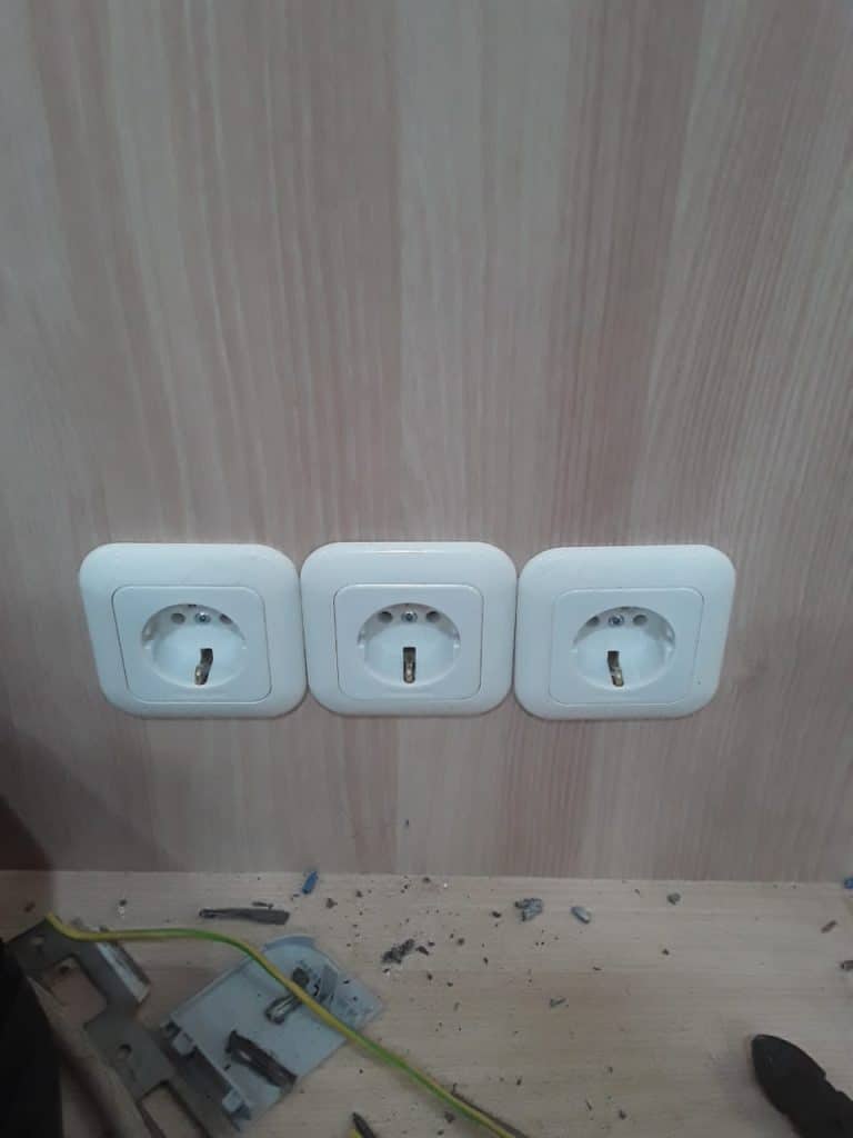 tambah titik listrik makassar
